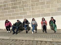 Některým byla na faře zima...